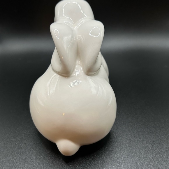 Spring Sitting Bunny - Picture 6 of 8